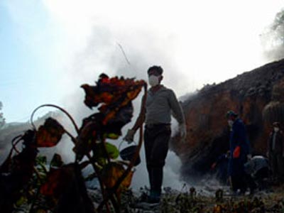 强酸泄漏云南山谷 环保局启动紧急预案