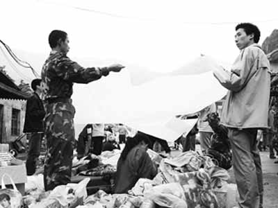 图文：汶川地震 有了爱，就有了一切