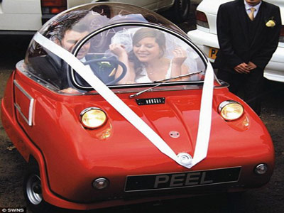英国新人奇特婚车 超“迷你”个性十足