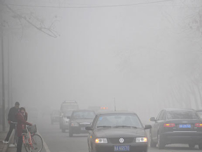 乌鲁木齐现今冬首个重度污染大雾天